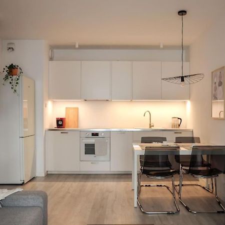 Platinum Jaglana Apartment - Wyspa Spichrzow Gdansk Bagian luar foto