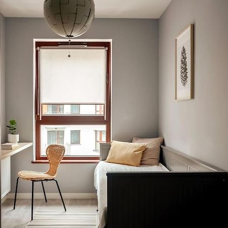 Platinum Jaglana Apartment - Wyspa Spichrzow Gdansk Bagian luar foto