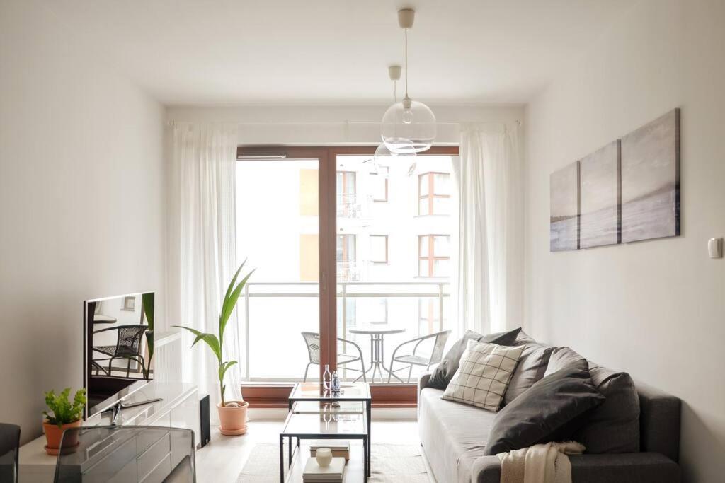 Platinum Jaglana Apartment - Wyspa Spichrzow Gdansk Bagian luar foto